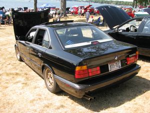 1990 BMW 525i