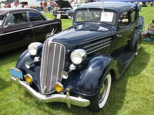 1935 Hudson 8