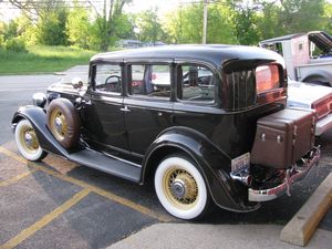 1933 Hudson 8