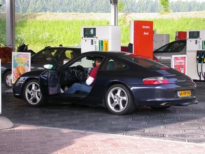 Porsche 911 Carrera 4