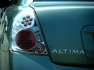 Nissan Altima Aftermarket Taillight