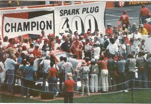 1987 Bill Elliott Car at the 1987 Champion Spark Plug 400