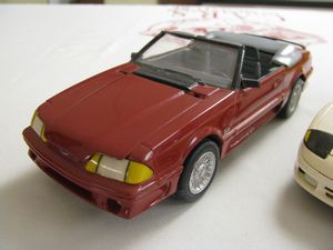 1987 Ford Mustang GT Convertible Model Car