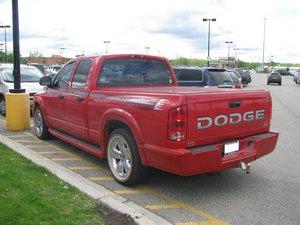 Dodge Ram Evernham Motorsports Edition