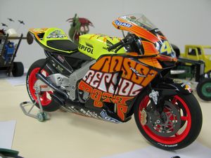 Honda RC211V Valentino Rossi 2003 Valencia Model