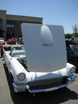 1957 Ford Thunderbird