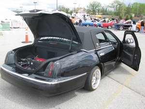 1998 Lincoln Town Car Presidential Town Sedan Lowrider