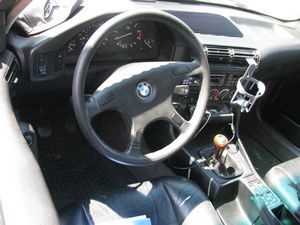 1990 BMW 525i