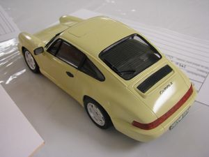 1990 Porsche 911 Carrera 2 Scale Model