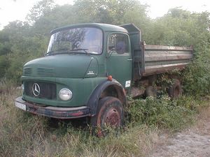 Mercedes-Benz 911 Truck