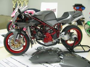 Ducati 916 Model