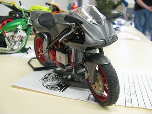 Ducati 916 Model