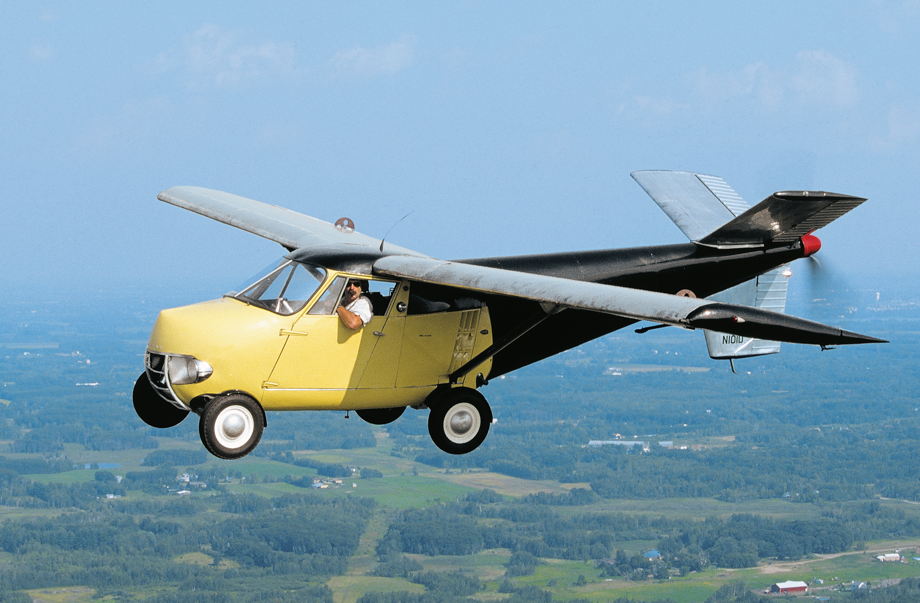 Первая машина самолет. 1954 Taylor Aerocar. Машина самолет. Автомобиль из самолета. Машина-Аэроплан.