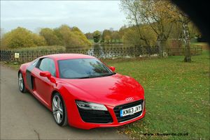 Audi R8 V10