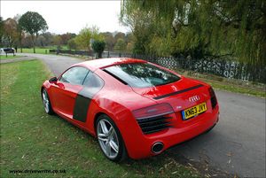 Audi R8 V10