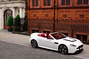 Aston Martin V12 Vantage Roadster