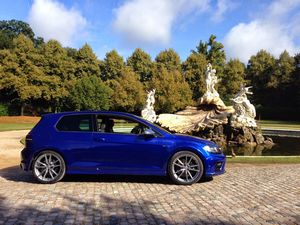 2014 Volkswagen Golf R