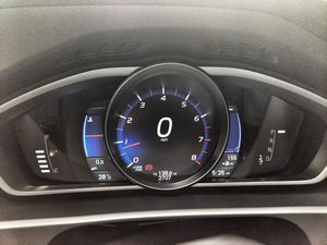 Volvo V40 T5