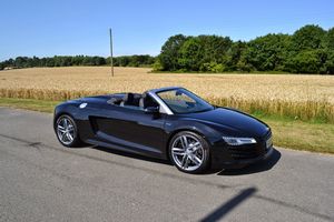 Audi R8 V10 Spyder 5.2FSI Quattro