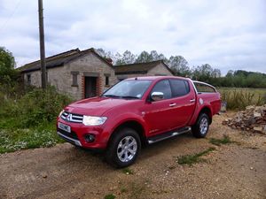 2014 Mitsubishi L200 Barbarian