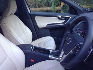 2014 Volvo XC60 D5 SE Lux Review