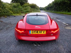2014 Jaguar F-Type Coupe V6 S