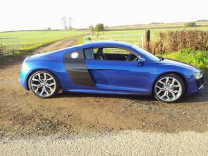 Audi R8 V10 5.2 S-Tronic