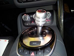 Audi R8 V10 5.2 S-Tronic