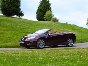 2014 Vauxhall Cascada