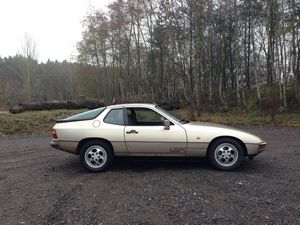 Porsche 924S
