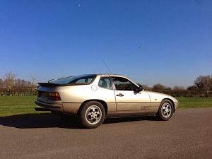 Porsche 924S