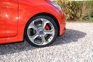 2014 Ford Fiesta ST-2