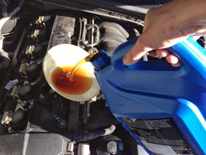 BMW 323i Oil Change