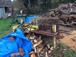 log splitter