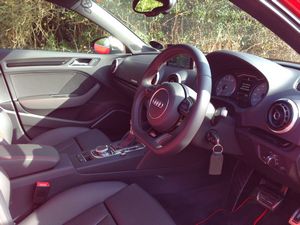 Audi S3 quattro Saloon S-tronic