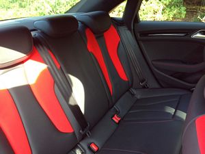 Audi S3 quattro Saloon S-tronic
