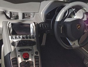 Lamborghini Aventador LP700-4