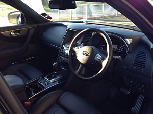 Infiniti QX70 3.0d S