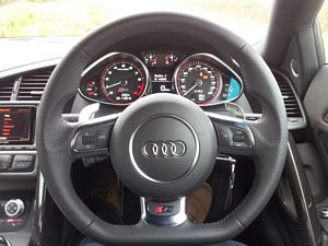 Audi R8 V10 Plus
