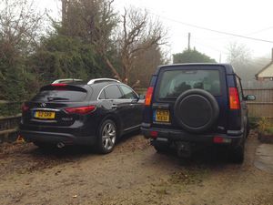 Infiniti QX70 3.0D S