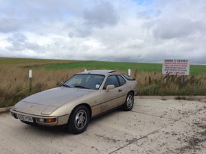 Porsche 924S