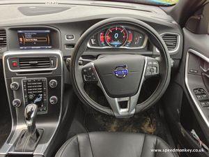Volvo V60 D3 R-Design Lux