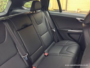 Volvo V60 D3 R-Design Lux