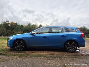 Volvo V60 D3 R-Design