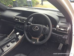 2013 Lexus IS300h