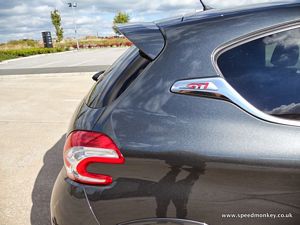 Peugeot 208 GTI