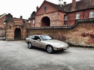Porsche 924S