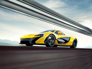 McLaren P1