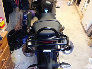 2011 Triumph Street Triple tire change