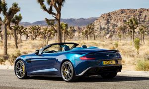 Aston Martin Vanquish Volante